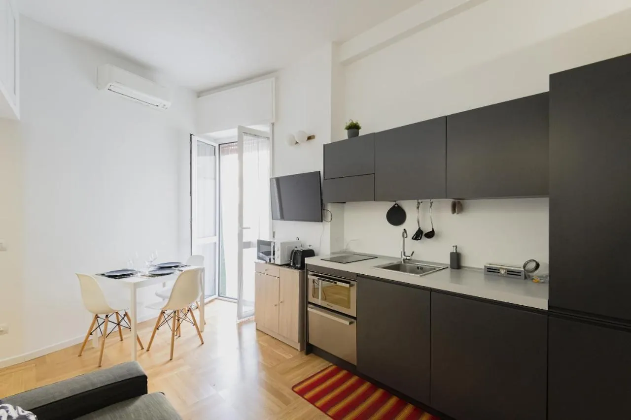 Easylife - Elegante Appartamento Sui Navigli Milan